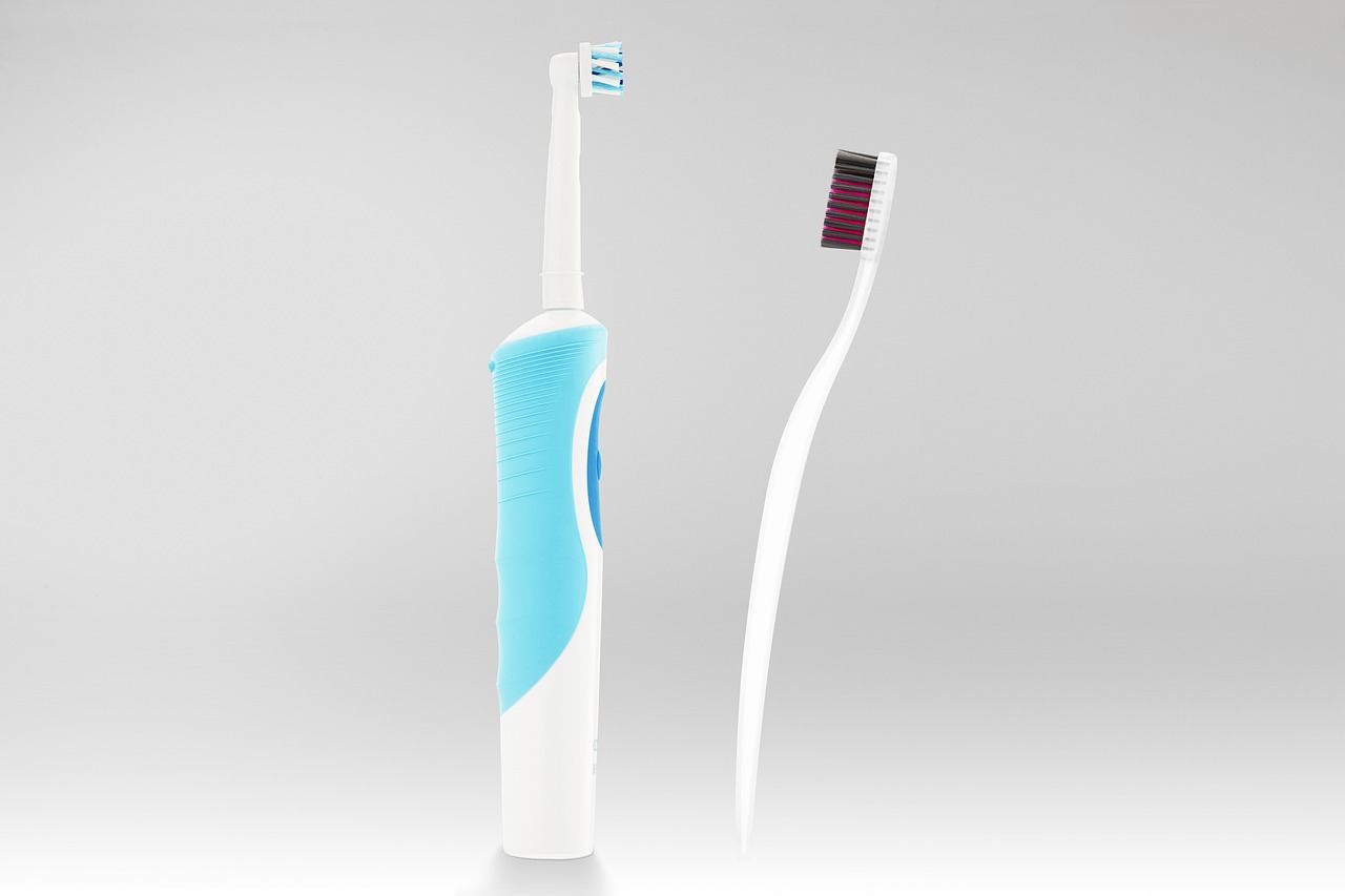 toothbrush, dental hygiene, electric toothbrush, tongue brush, dental care, dentistry, hygiene, personal hygiene, health, maintenance, duet, comparison, concept, clean, brush head, toothbrush head, electric, toothbrush, toothbrush, toothbrush, electric toothbrush, electric toothbrush, electric toothbrush, electric toothbrush, electric toothbrush