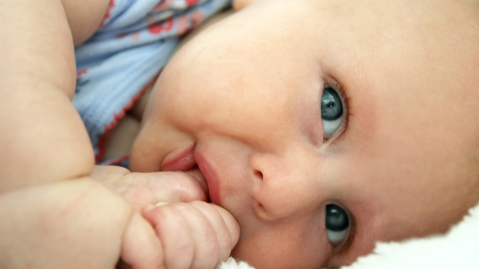 The Dangers of Thumbsucking & Pacifier Use: What Parents Need to Know